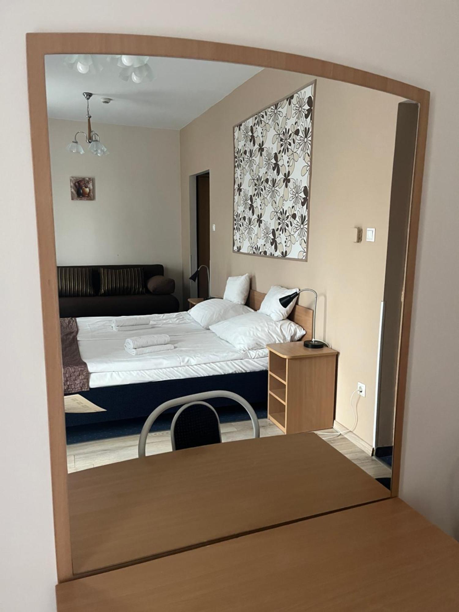 Hotel Rose City Βουδαπέστη Εξωτερικό φωτογραφία