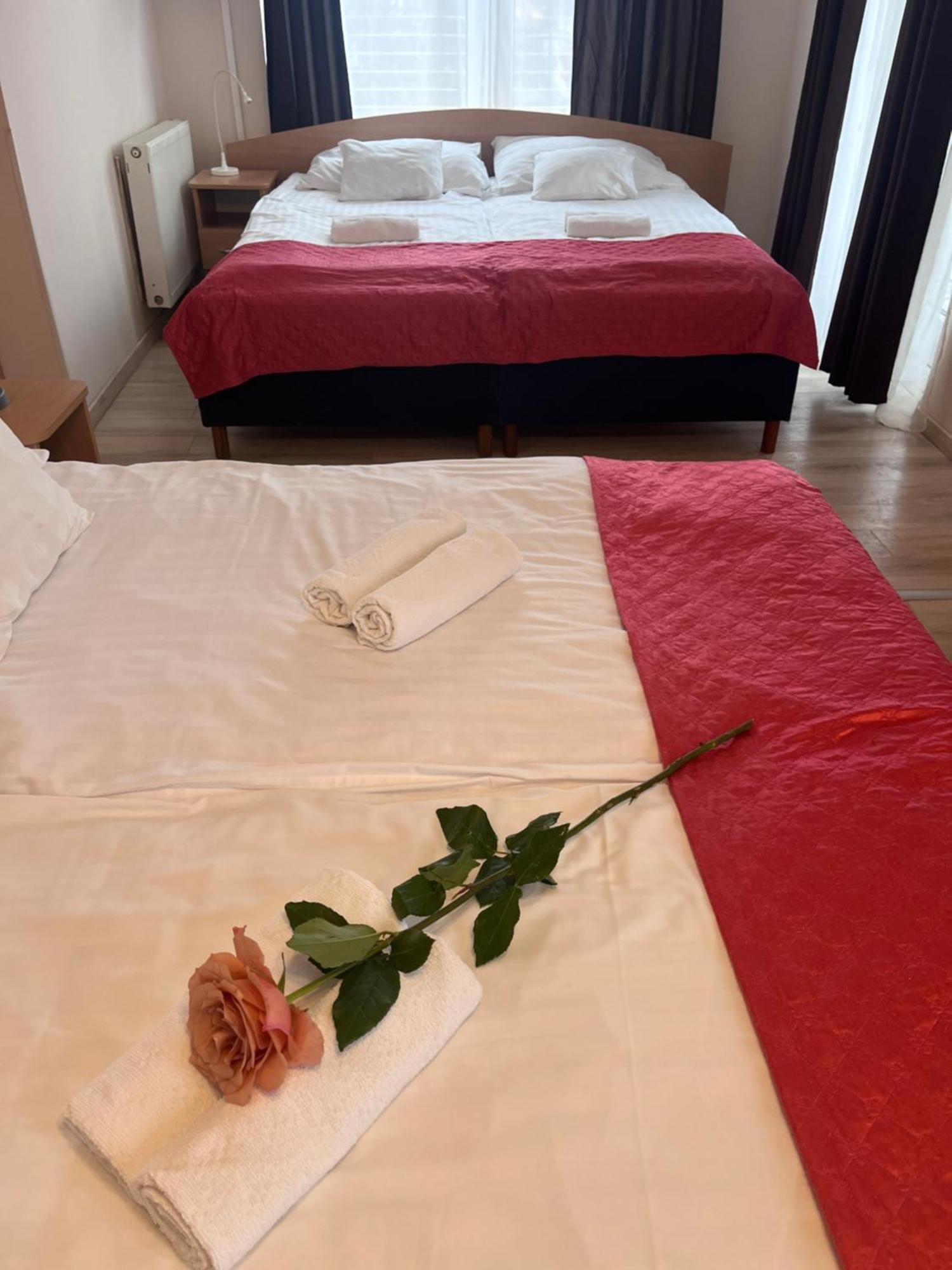 Hotel Rose City Βουδαπέστη Εξωτερικό φωτογραφία