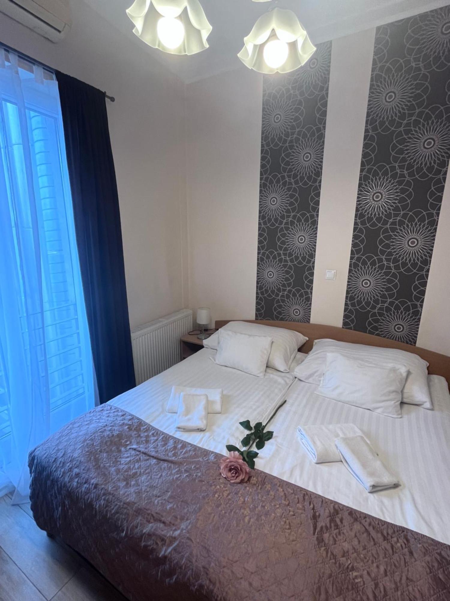 Hotel Rose City Βουδαπέστη Εξωτερικό φωτογραφία
